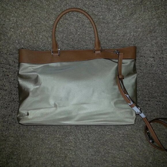 MICHAEL KORS-COLGATE-Nylon/Leather Large Tote-Dusk/Silver Hardware-Authentic-NWT - Picture 4 of 9